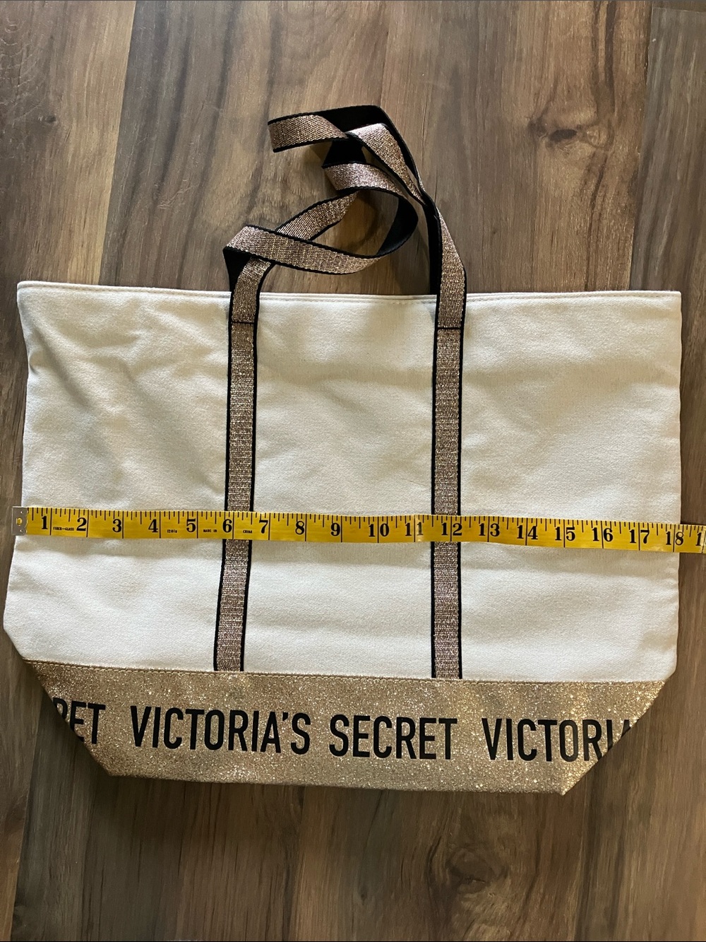VICTORIA SECRET BUNDLE OF TOTES - Picture 12 of 15